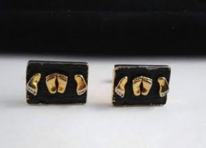 Sexy-gift-idea-for-him-naughty cuff links